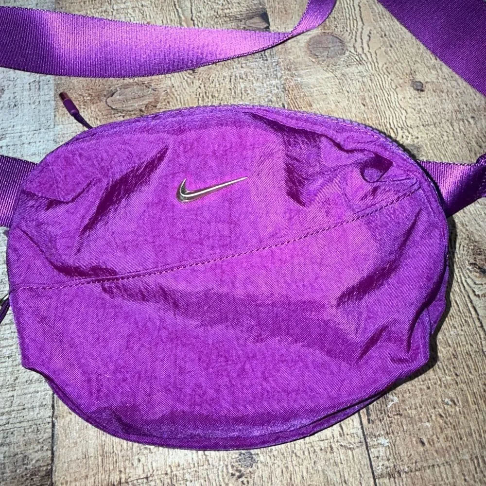 Nike Aura Crossbody Bag, 2L, Dark Viotech/Gold Shoulder Purse, Unisex Bag